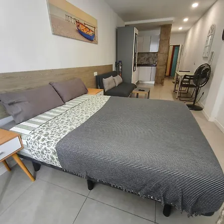 Playa De Canteras & Puerto Loft *